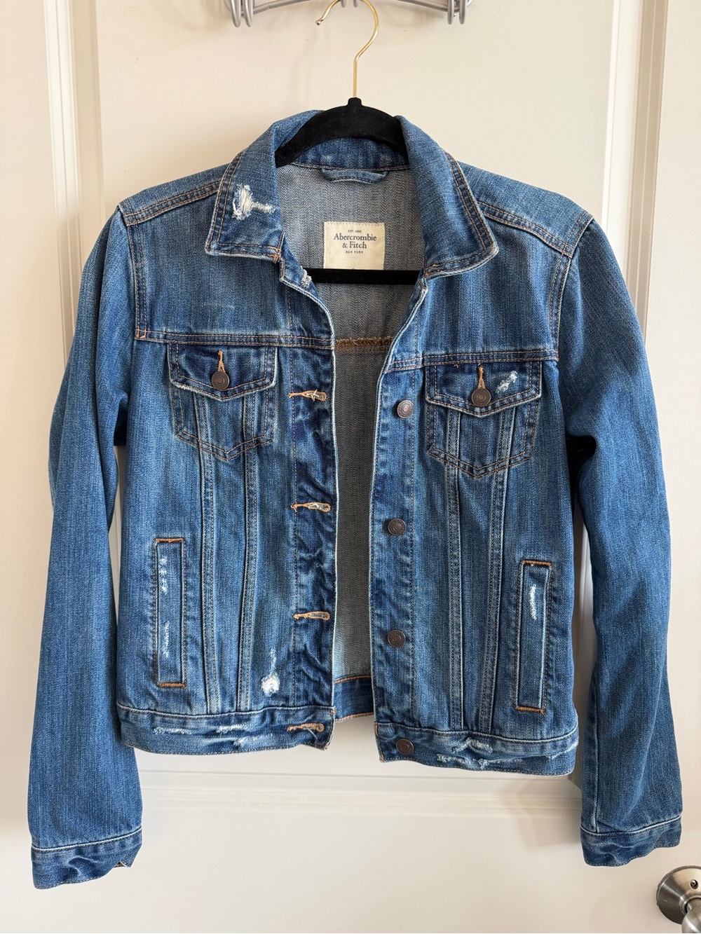 Abercrombie & Fitch Women's Blue Denim Jacket